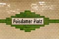 Dans le m&eacute;tro