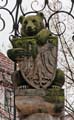 Quartier St. Nicolas-L'ours, embl&egrave;me de la ville